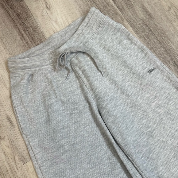 Aritzia TNA Wafflex Pant Gray Size XS - Picture 2 of 5